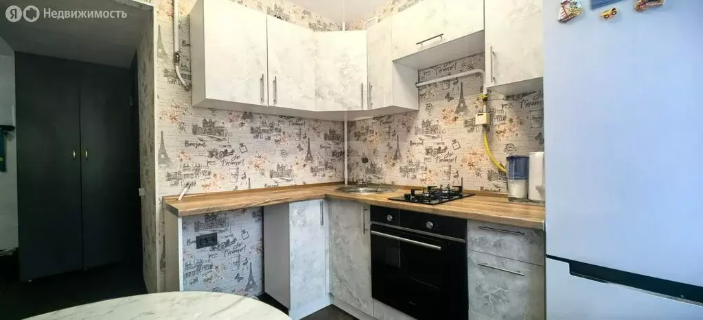 3-комнатная квартира: Озерск, улица Блюхера, 21 (55 м) - Фото 2