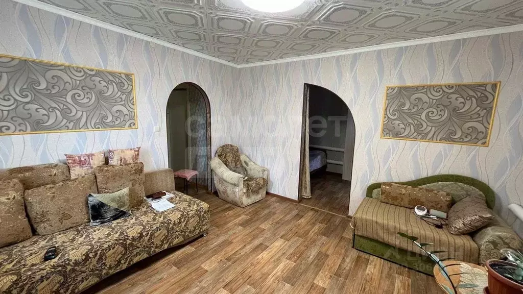 Дом в Оренбургская область, пос. Саракташ ул. Трудовая, 29 (64 м) - Фото 0