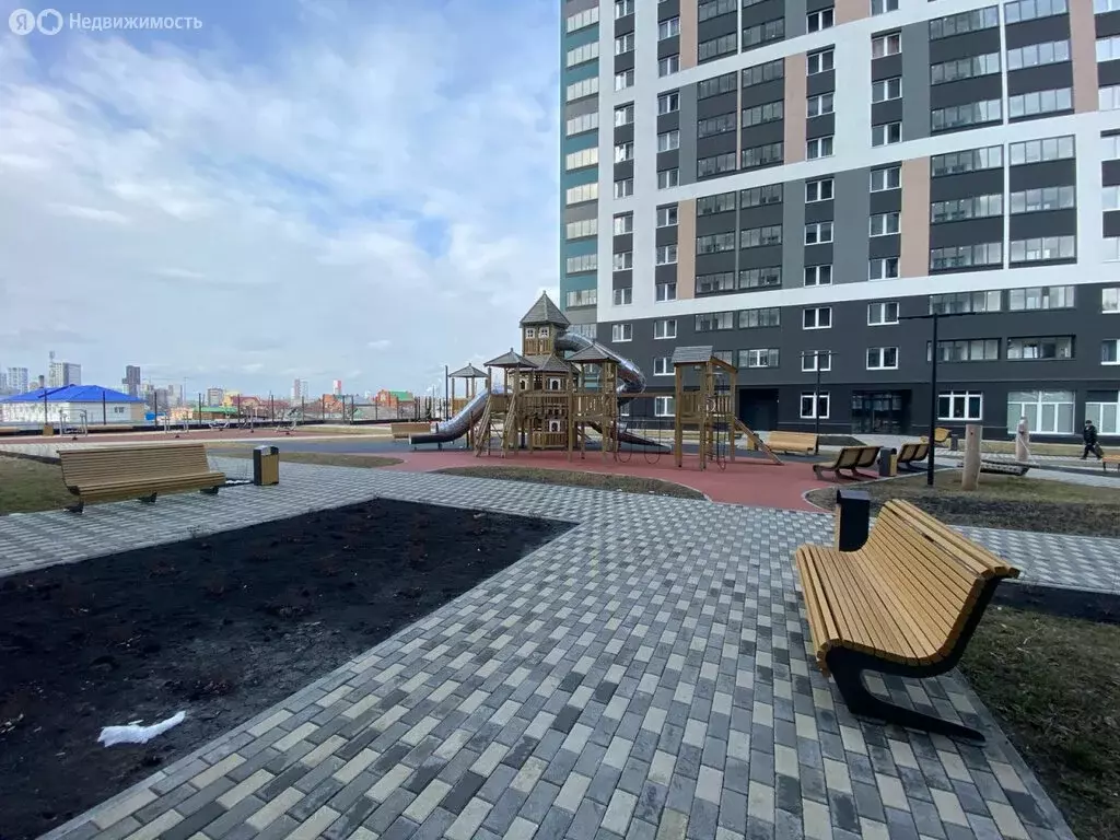 1-комнатная квартира: Екатеринбург, Отрадная улица, 1 (42.7 м) - Фото 2