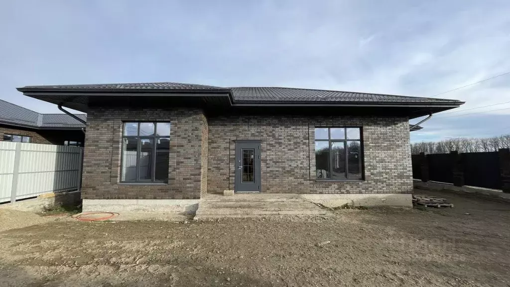 Дом в Ставропольский край, Ставрополь ул. Гавриила Чередника, 53 (160 ... - Фото 1