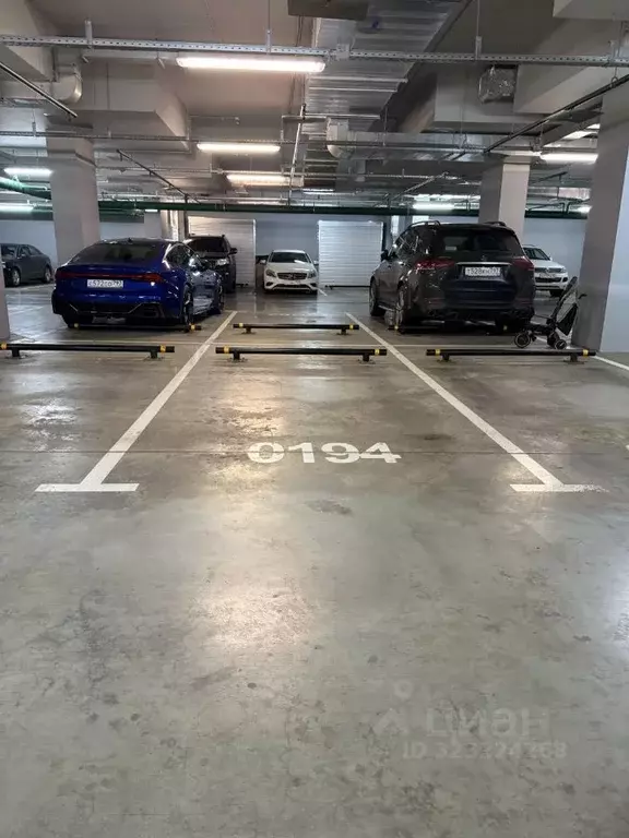 Гараж в Москва ул. Паршина, 10 (13 м) - Фото 0