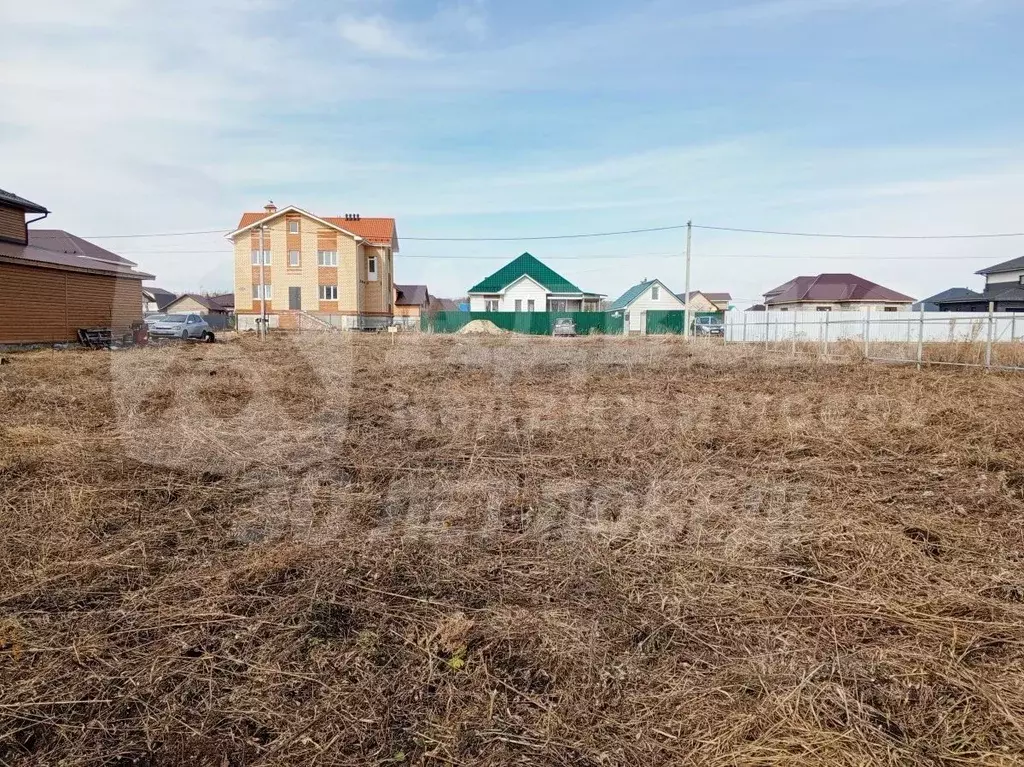 Участок в Тюменская область, Тюменский район, д. Ушакова, Молодежный ... - Фото 1