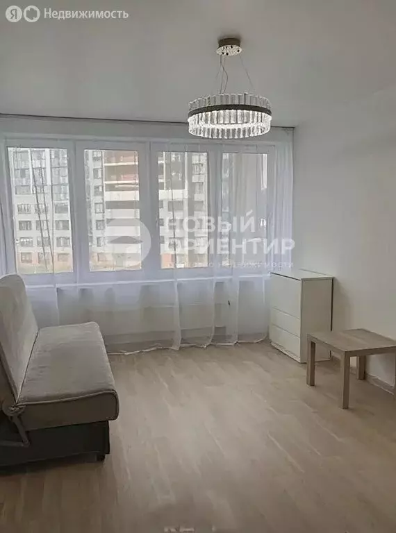 Квартира-студия: Екатеринбург, жилой район Уктус, микрорайон Светлый, ... - Фото 2