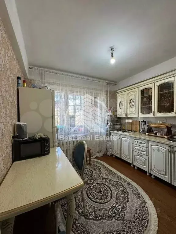 2-к кв. Дагестан, Махачкала ул. Абдулхакима Исмаилова, 47 (70.0 м) - Фото 0