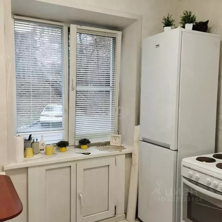 3-к кв. Кемеровская область, Новокузнецк ул. Петракова, 45 (58.6 м) - Фото 0