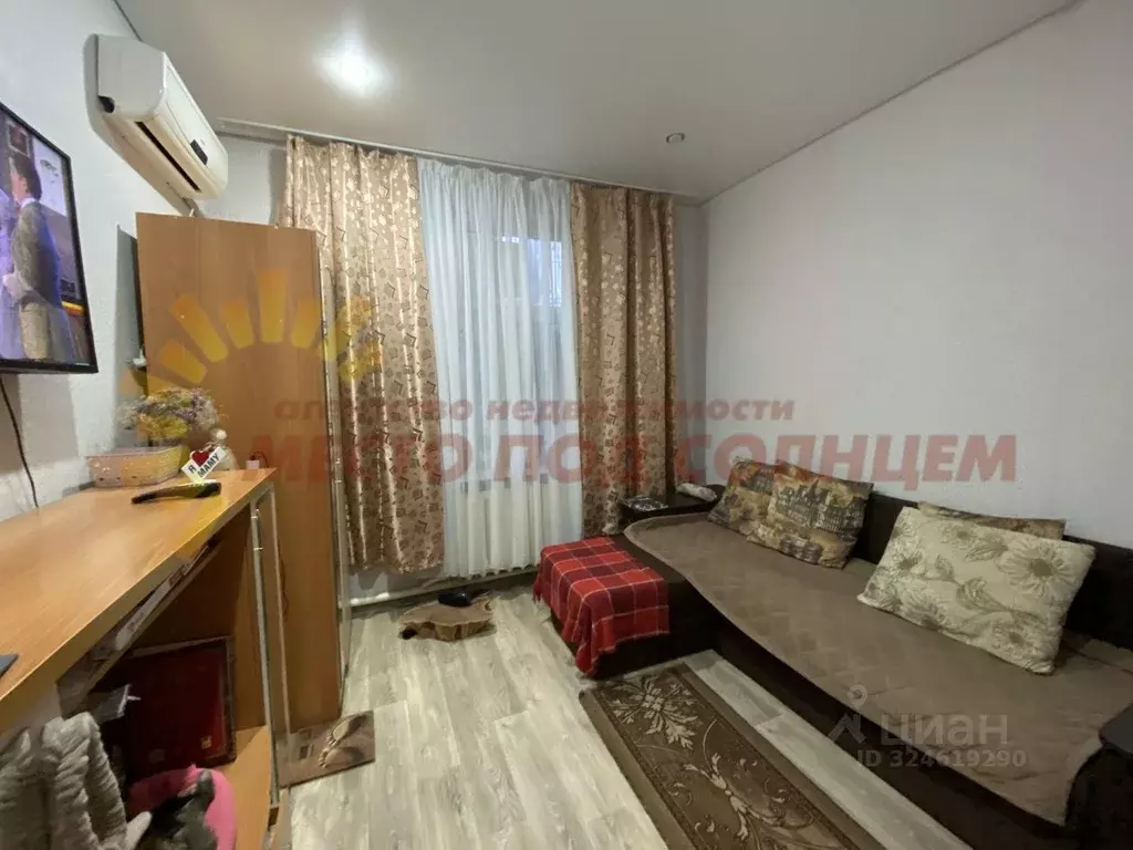 2-к кв. Краснодарский край, Ейск Первомайская ул., 9 (37.0 м) - Фото 1