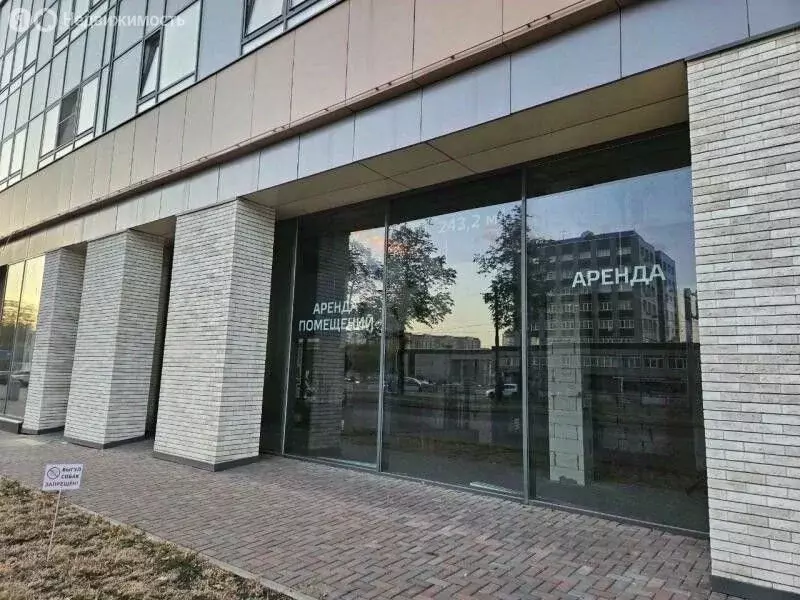 Торговая площадь (243 м) - Фото 2