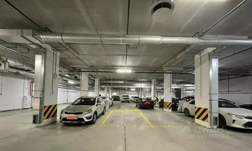 Гараж в Санкт-Петербург Южно-Приморский муниципальный округ, Море ... - Фото 1