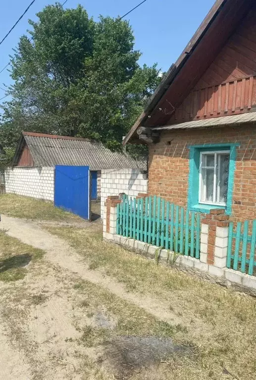 Дом в Брянская область, Красногорский район, Любовшанское с/пос, д. ... - Фото 2