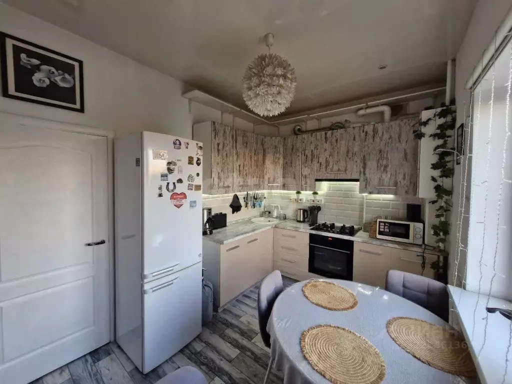 2-к кв. Адыгея, Тахтамукайский район, Старобжегокайское с/пос, Новая ... - Фото 1