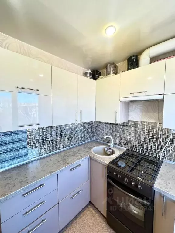 3-к кв. Иркутская область, Ангарск 10-й мкр, 41 (58.9 м) - Фото 0