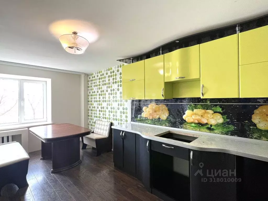 3-к кв. Мордовия, Саранск Большевистская ул., 113А (114.9 м) - Фото 1