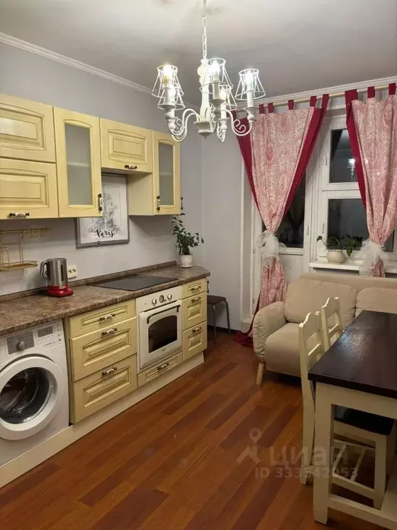 2-к кв. Москва ул. Наташи Ковшовой, 17 (56.0 м) - Фото 1