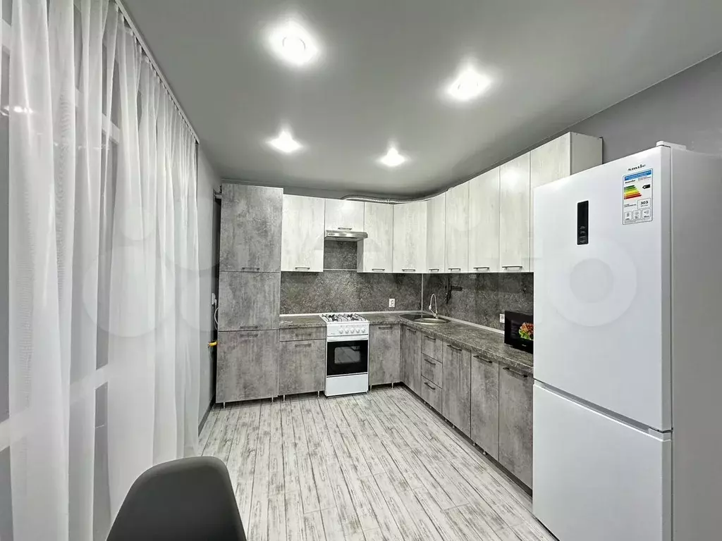 1-к. квартира, 45 м, 5/9 эт. - Фото 1