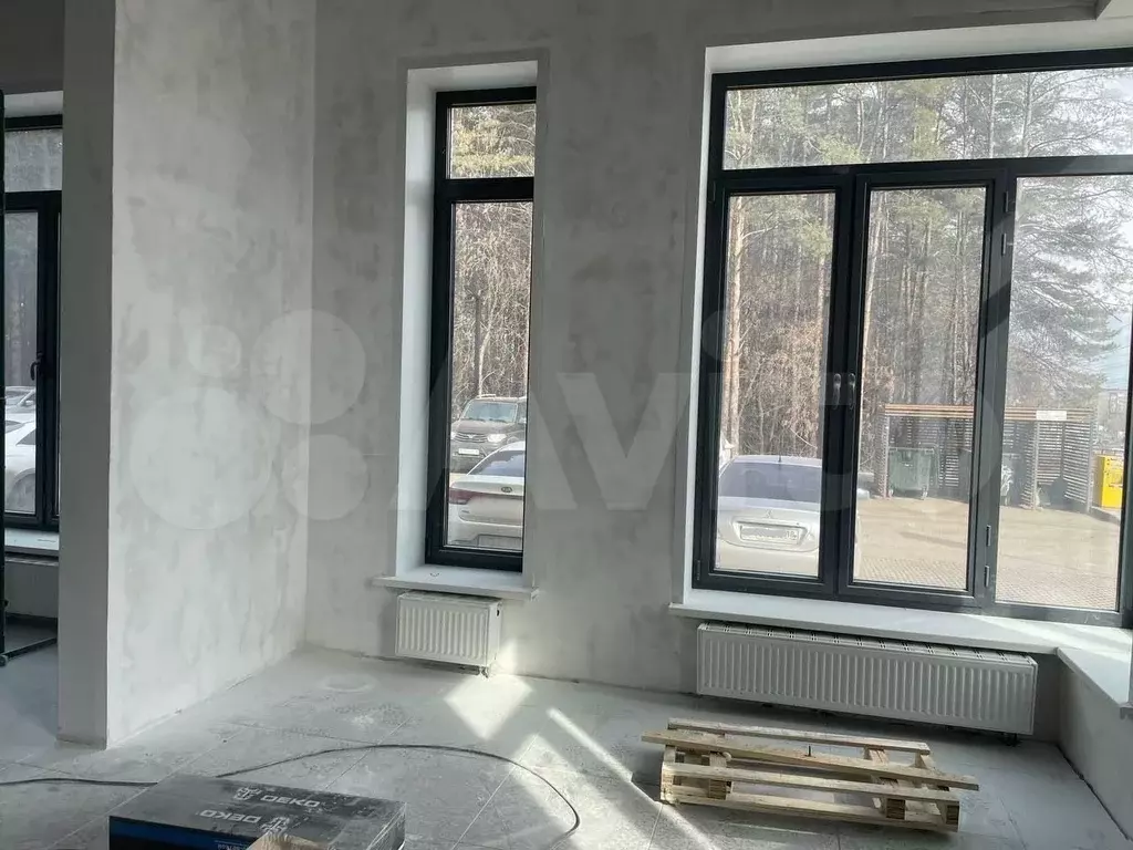 Сдам помещение свободного назначения в ЖК Скандинавия 76м - Фото 1