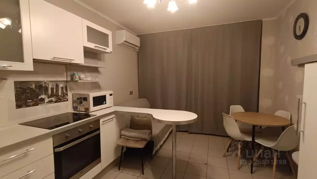 2-к кв. Московская область, Дзержинский Лесная ул., 1 (61.2 м) - Фото 1