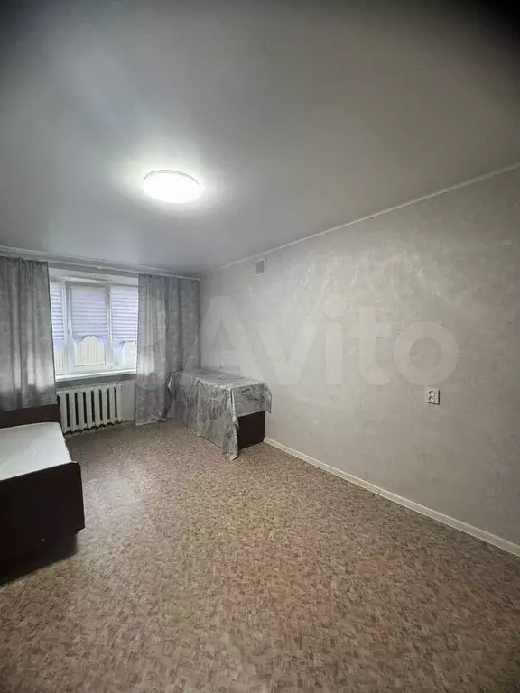 Комната 18 м в 1-к., 1/5 эт. - Фото 1