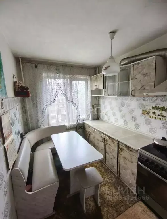 3-к кв. Алтайский край, Заринск ул. Металлургов, 15 (59.6 м) - Фото 1