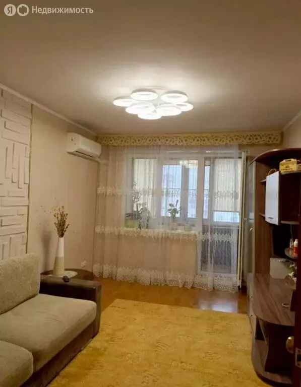 2-комнатная квартира: Нижний Новгород, Комсомольская площадь, 10к1 ... - Фото 2