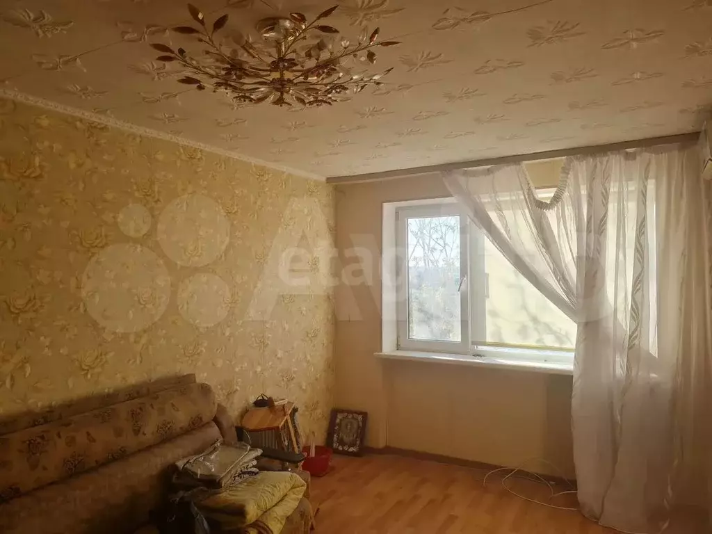 Комната 18 м в 1-к., 2/4 эт. - Фото 0
