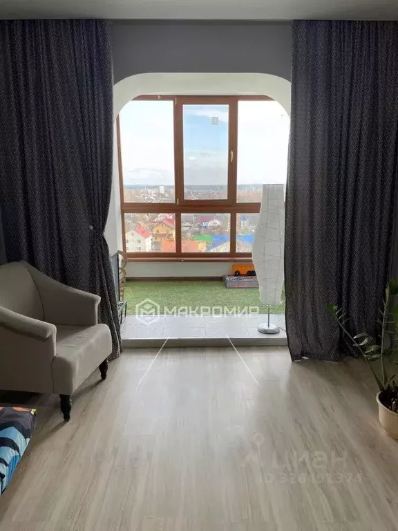 1-к кв. Брянская область, Брянск ул. Красных Партизан, 9/1 (51.88 м) - Фото 1