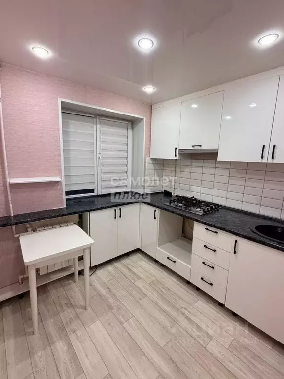 1-к кв. Волгоградская область, Волгоград ул. 64-й Армии, 79 (32.1 м) - Фото 1