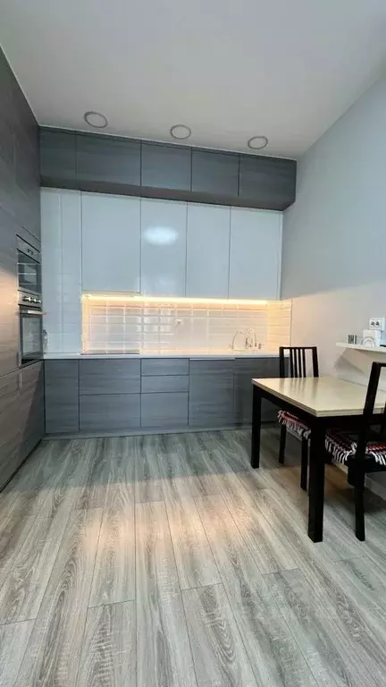 2-к кв. Омская область, Омск ул. Крупской, 13/3 (55.8 м) - Фото 1