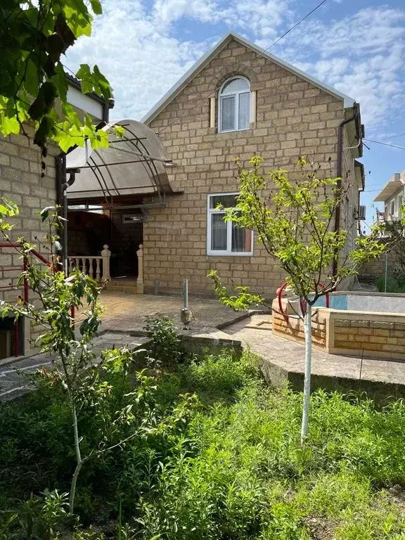 Дом в Дагестан, Дербентский район, с. Хазар ул. Прибрежная, 55 (200 м) - Фото 1