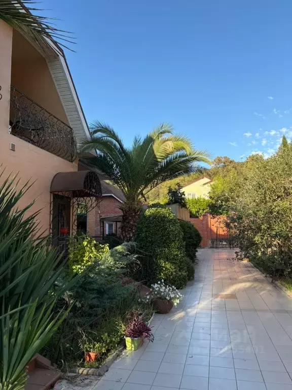 Дом в Краснодарский край, Сочи городской округ, с. Раздольное  (300 м) - Фото 1