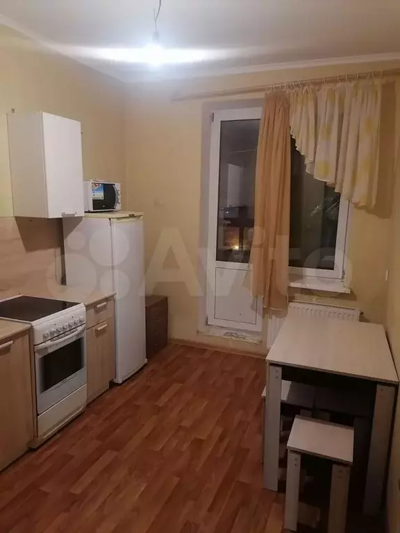 1-к. квартира, 40 м, 5/17 эт. - Фото 0