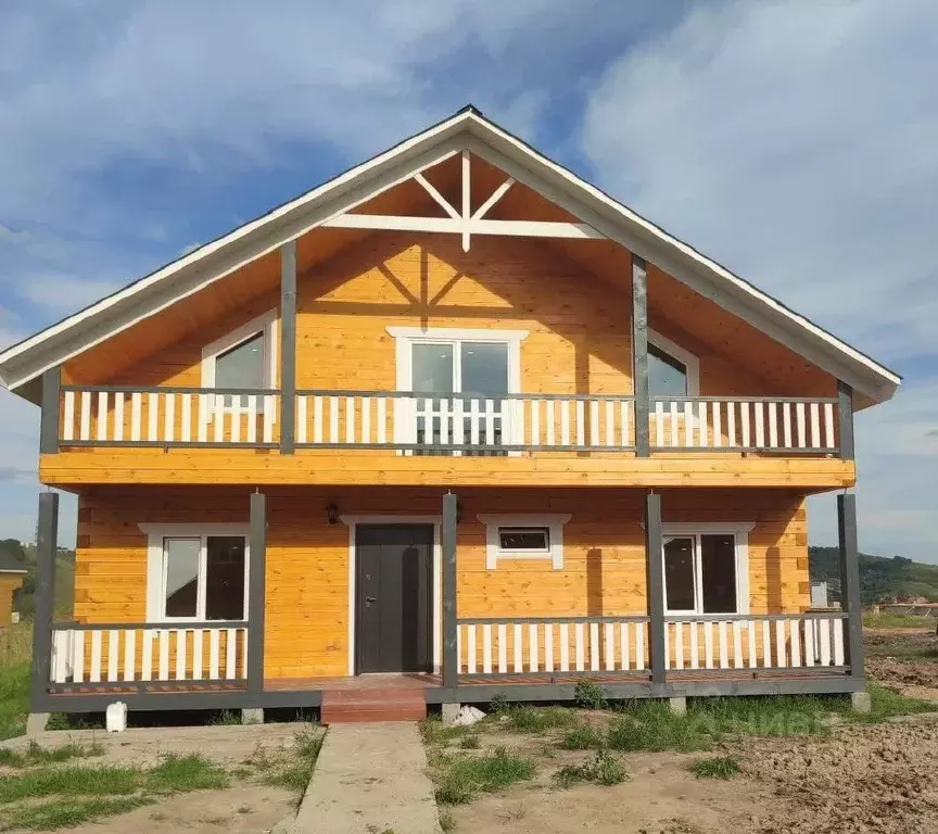 Дом в Красноярский край, Красноярск городской округ, д. Бугачево пер. ... - Фото 1