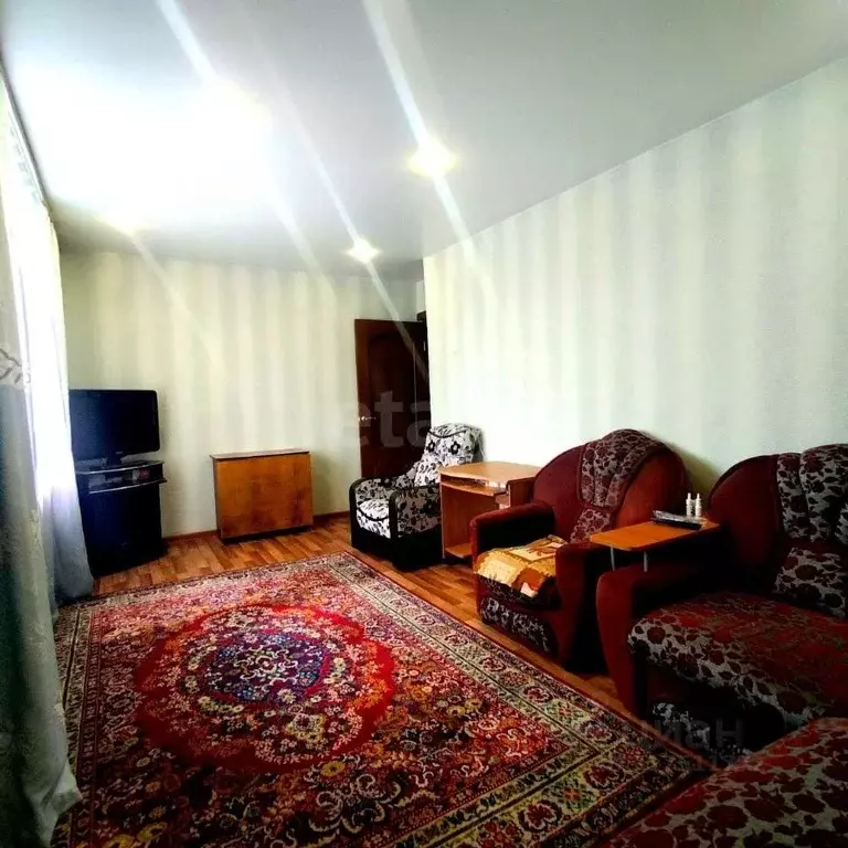 2-к кв. Сахалинская область, Анива ул. Ленина, 37 (43.5 м) - Фото 0
