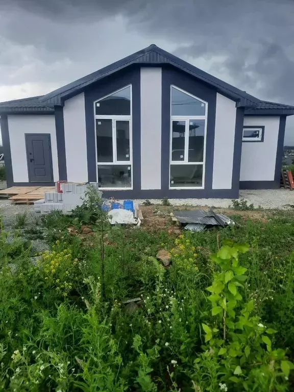 Коттедж в Свердловская область, Сысертский муниципальный округ, с. ... - Фото 1