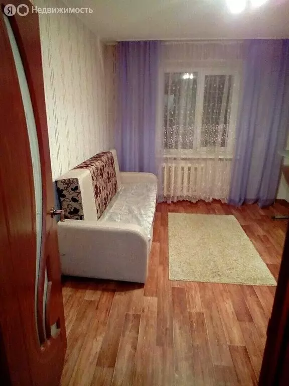 2-комнатная квартира: Дзержинск, проспект Циолковского, 94 (50 м) - Фото 1