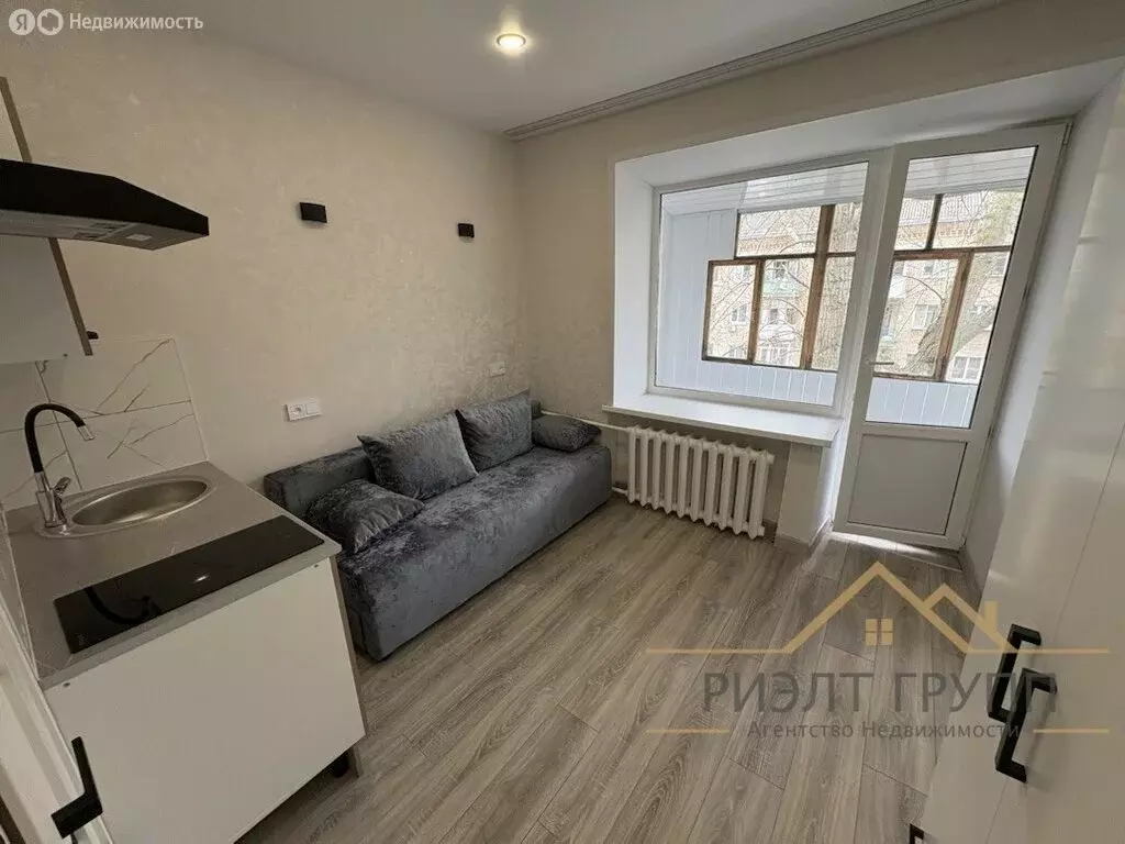 1к в 4-комнатной квартире (18 м) - Фото 1