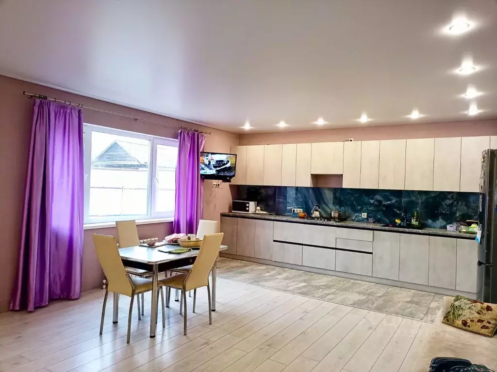 Дом в Саратовская область, Татищевский район, Идолгское муниципальное ... - Фото 1