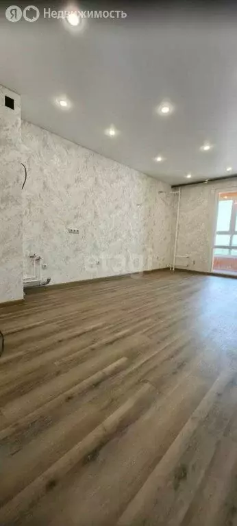 3-комнатная квартира: Липецк, улица И.В. Свиридова, 26 (60.1 м) - Фото 1