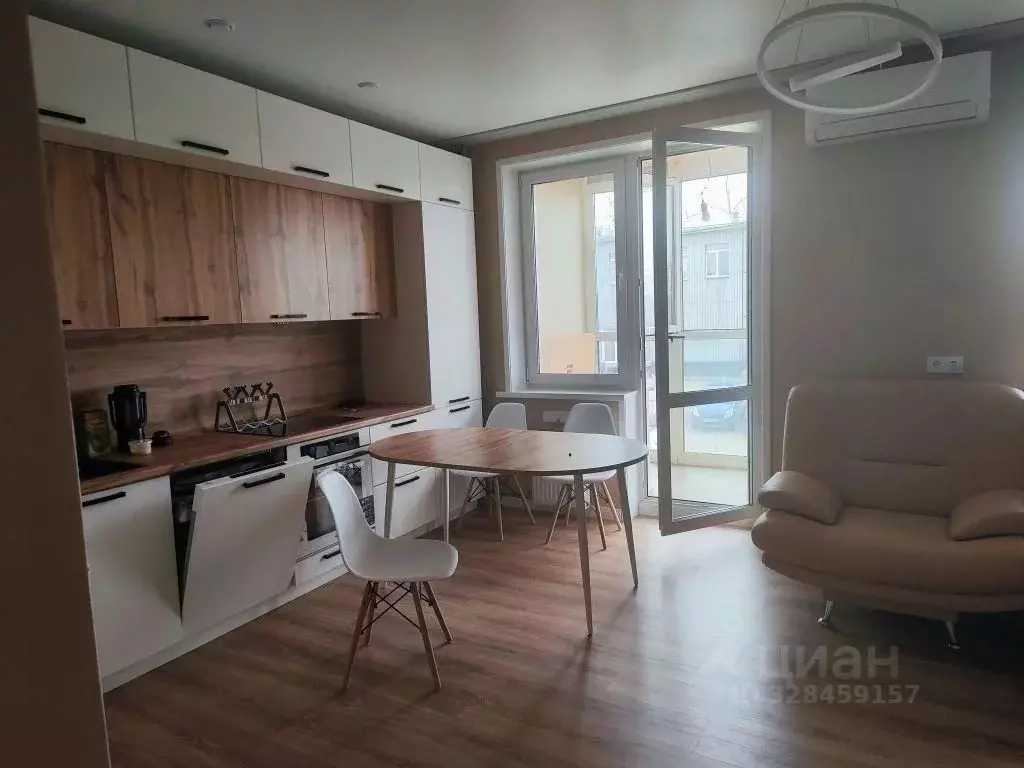 3-к кв. Хабаровский край, Хабаровск Краснореченская ул., 223 (93.9 м) - Фото 1