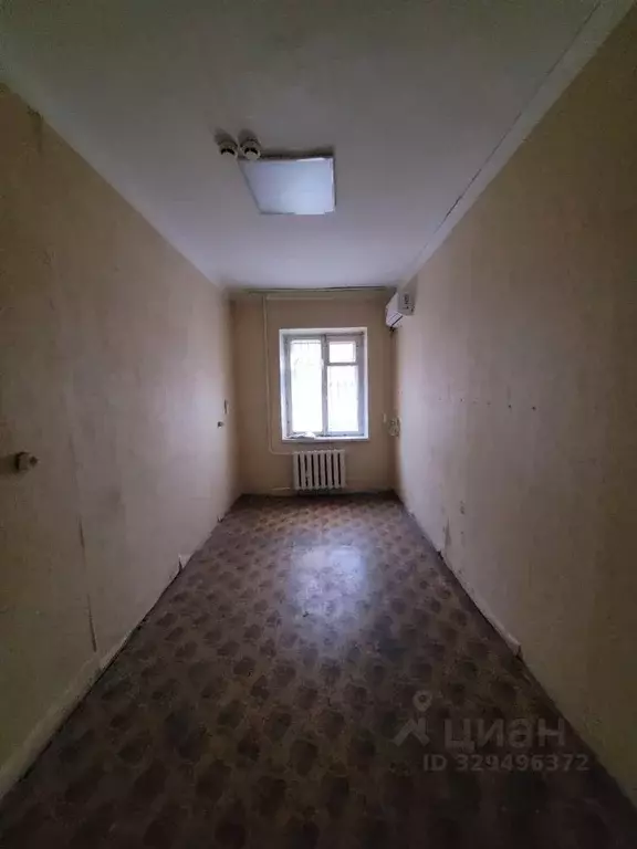 Помещение свободного назначения в Омская область, Омск Братская ул., ... - Фото 1