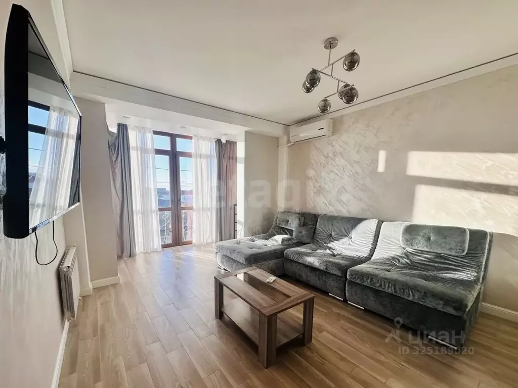 2-к кв. Севастополь проезд Рубежный, 28 (66.8 м) - Фото 0