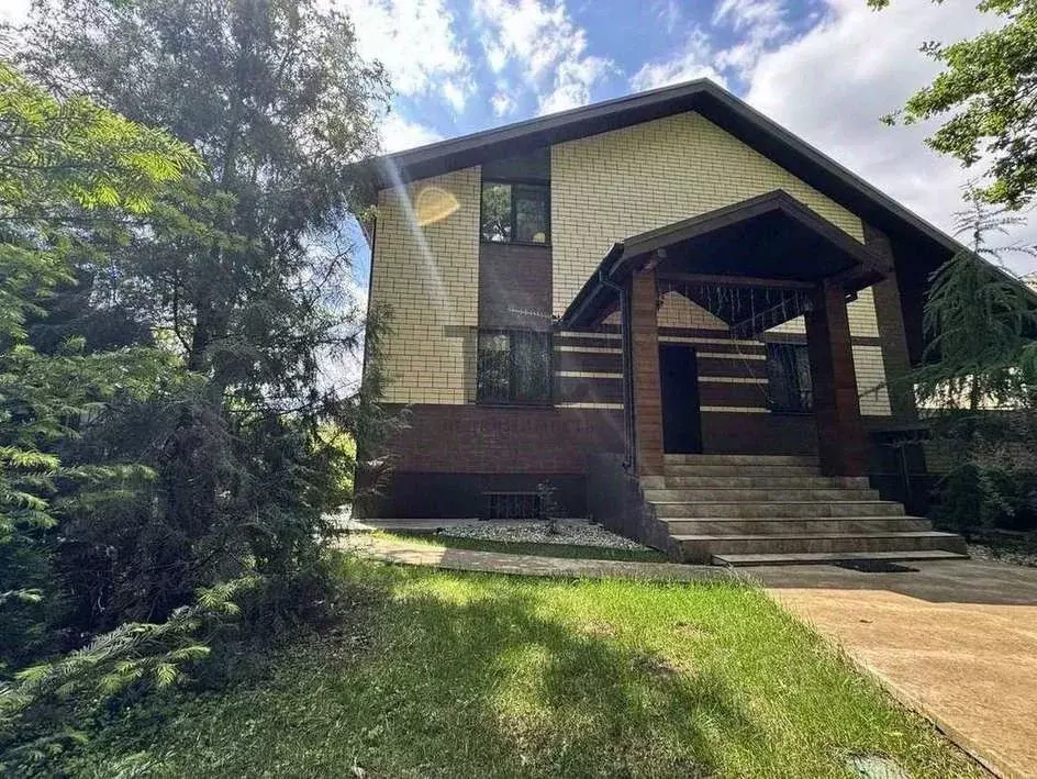 Дом в Волгоградская область, Среднеахтубинский район, Фрунзенское ... - Фото 1