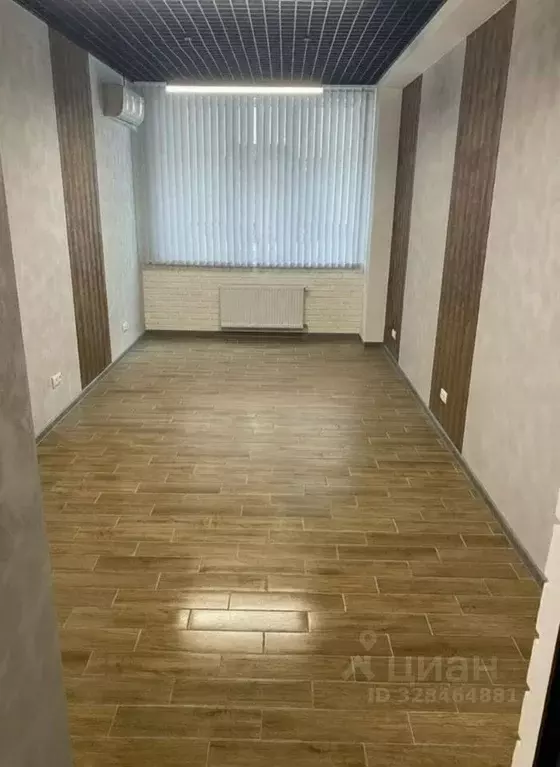 Офис в Крым, Симферополь ул. Коммунальная, 22/3 (18 м) - Фото 1