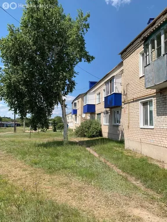 3-комнатная квартира: Бичевная, Заводская улица, 1 (63.9 м) - Фото 0