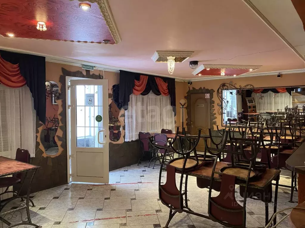 Помещение свободного назначения в Ростовская область, Азов Азовский ... - Фото 1