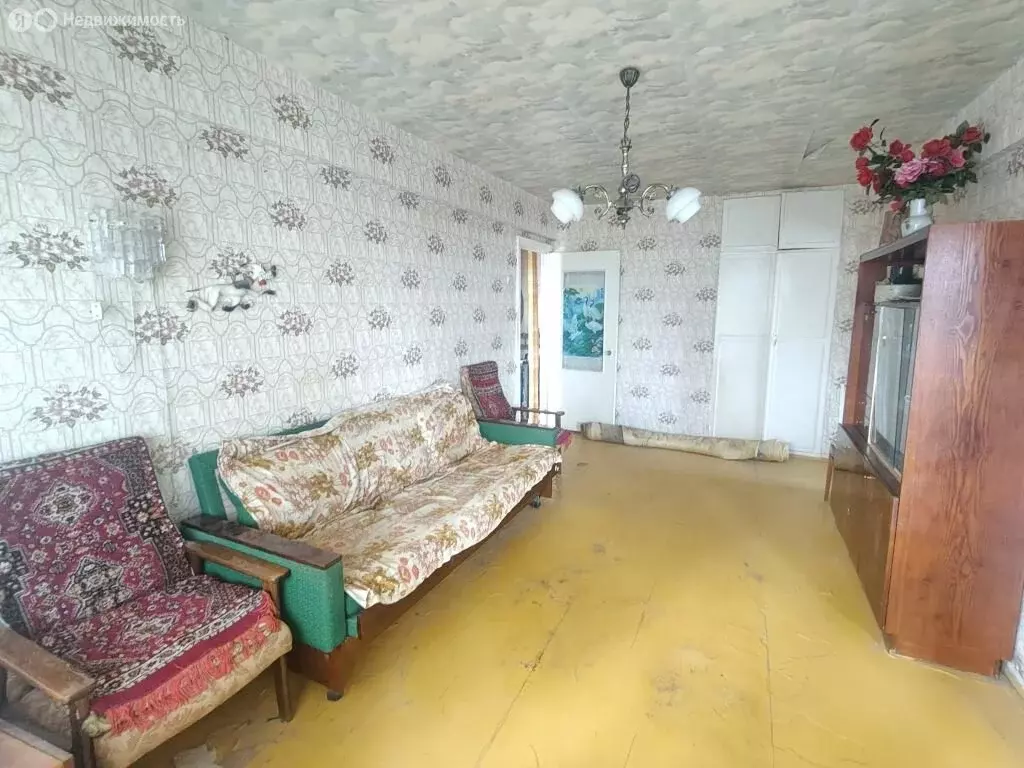 3-комнатная квартира: Новомосковск, улица Дёмкина, 6 (48.7 м) - Фото 1