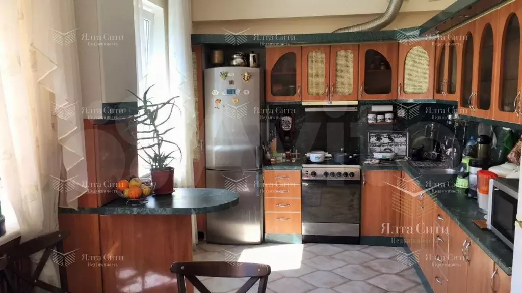 2-к. квартира, 105 м, 2/9 эт. - Фото 0