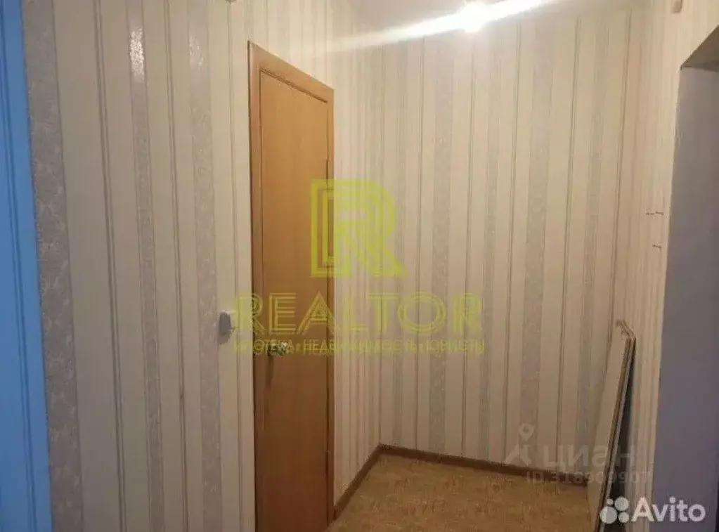 Студия Ростовская область, Красный Сулин Горняцкий мкр, ул. ... - Фото 1