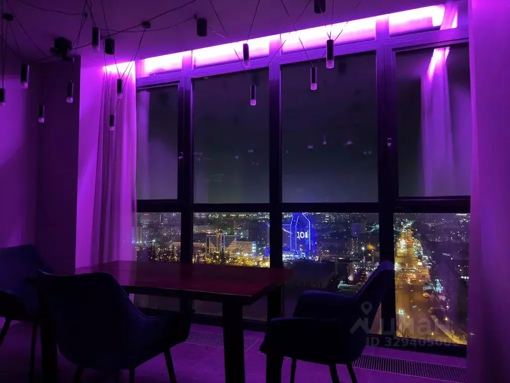 1-к кв. Тюменская область, Тюмень ул. Малыгина, 90 (75.0 м) - Фото 2