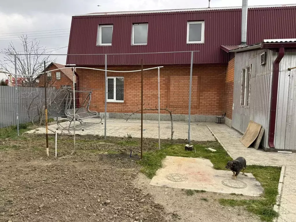 Дом в Краснодарский край, Белореченск пл. Центральная (100 м) - Фото 2