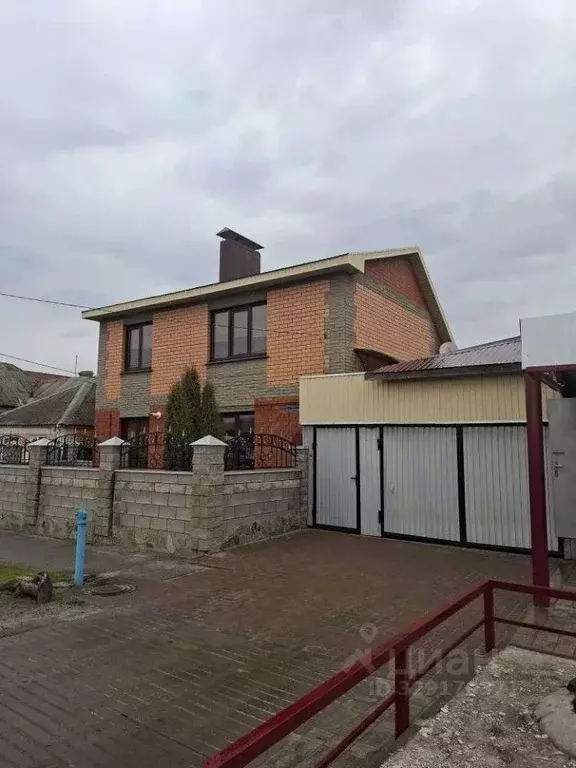 Дом в Белгородская область, Белгород Автодорожная ул. (110 м) - Фото 1